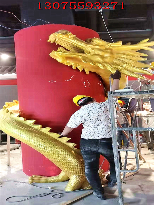 中国龙雕塑
